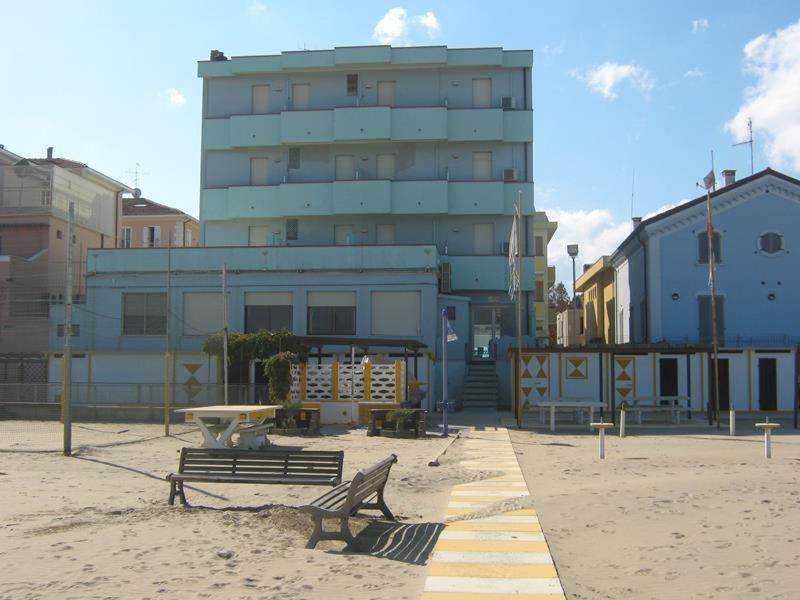 Hotel Acquamarina Viserba Rimini Bagian luar foto